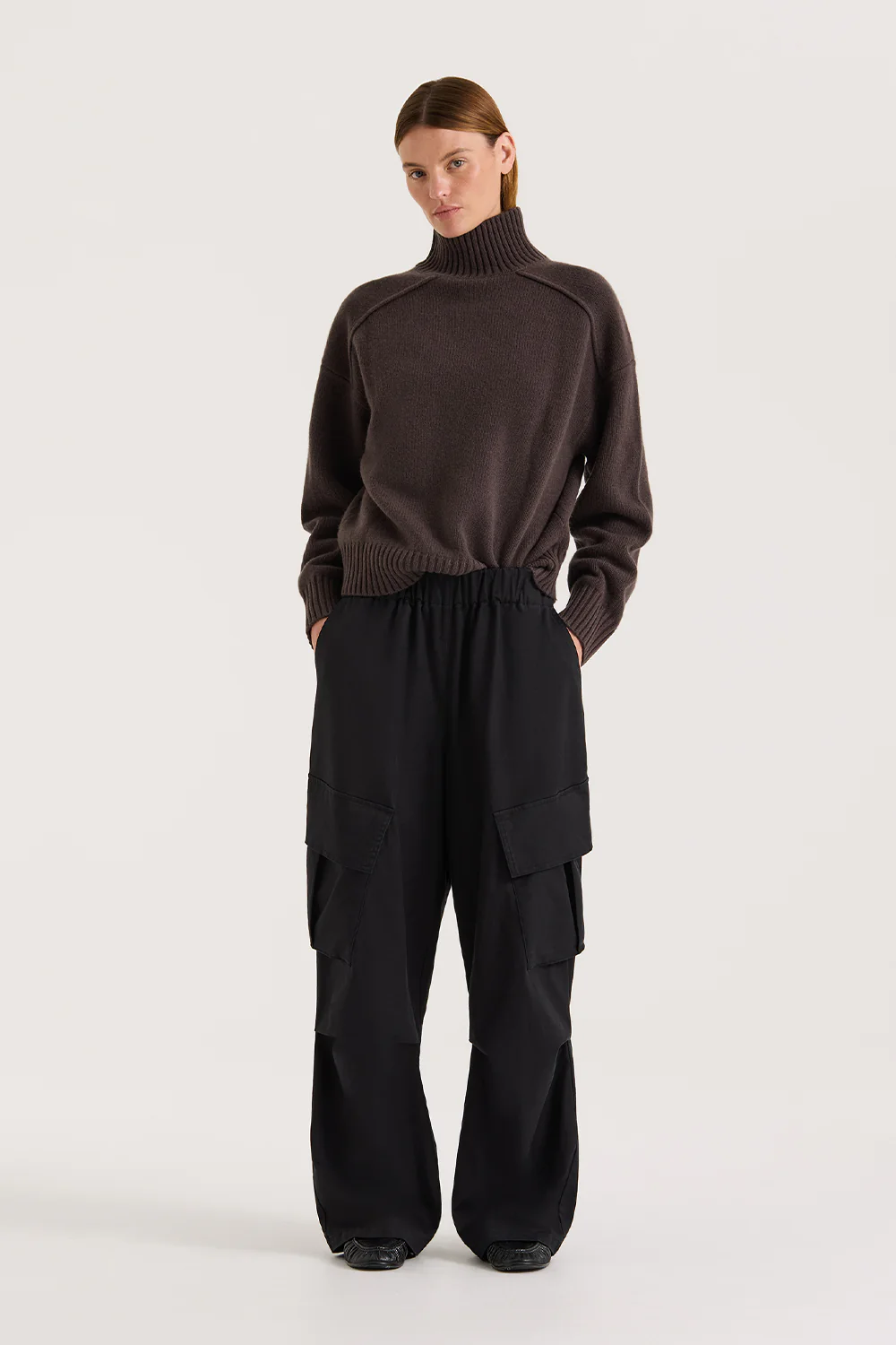 Alora Knit - Image 8