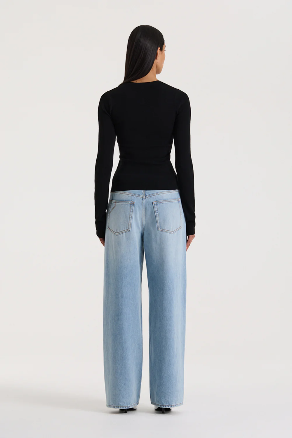 Carr V-Neck Top - Image 4