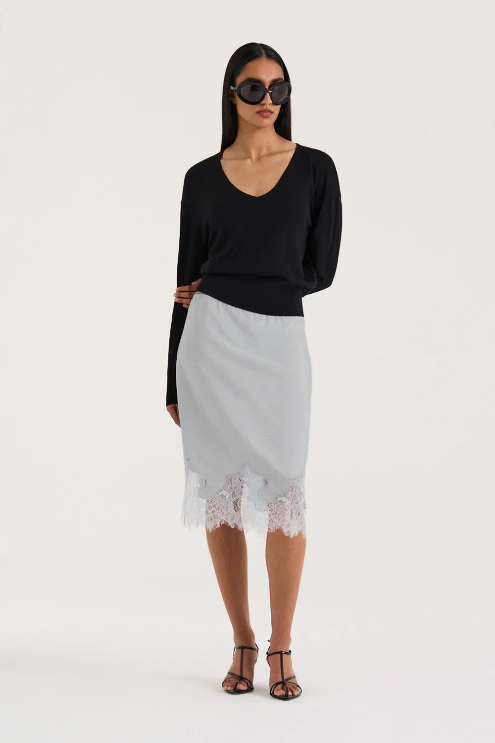 Thea V-Neck Knit
